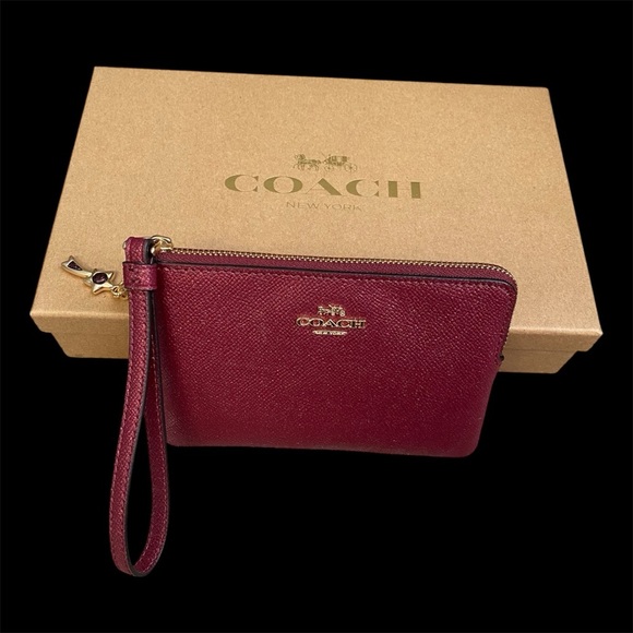 NWT Coach Zip Leather Wristlet - Picture 5 of 7